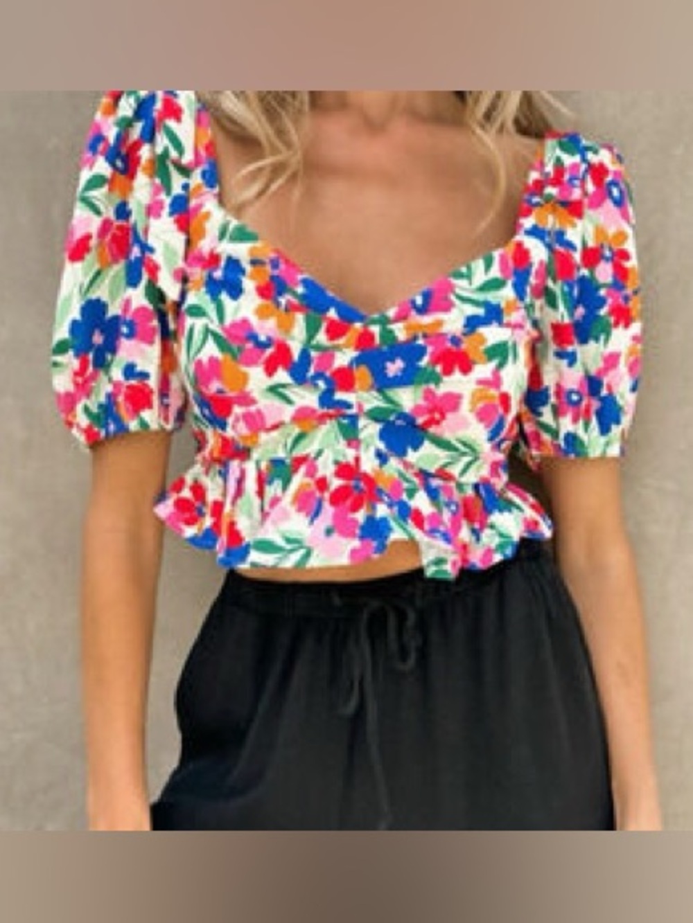 Altar'd State Floral Puff-Sleeve Cropped Top in Multi-Color